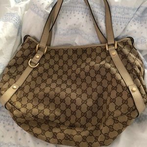 100% authentic gucci bag